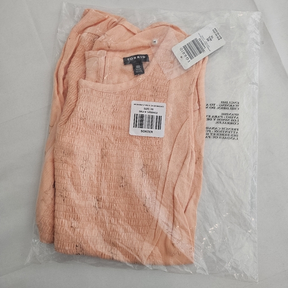 Torrid Peach Star Print Gauze Tank Top Smocked Size 00 (L) NWT - Picture 9 of 14